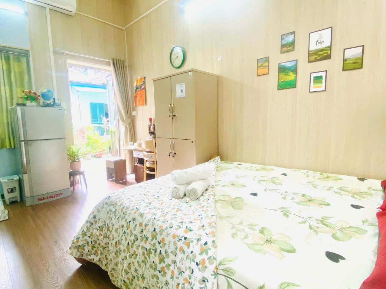 Cozy Homestay With Large Bed, Private Bathroom, Large Balcony Hanoi Exterior photo